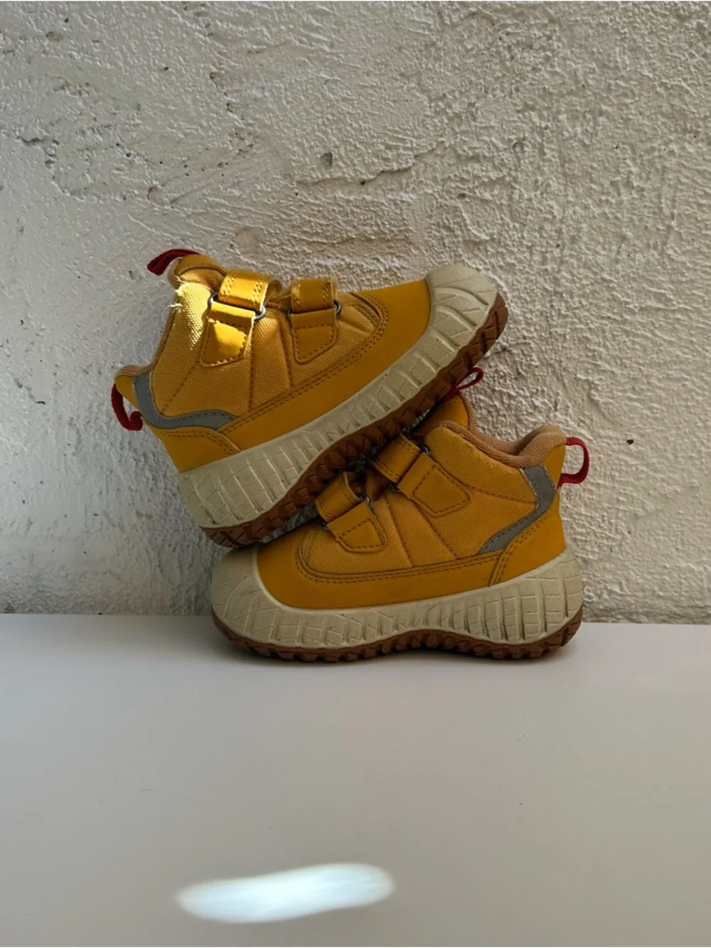 Reima yellow strap sneakers